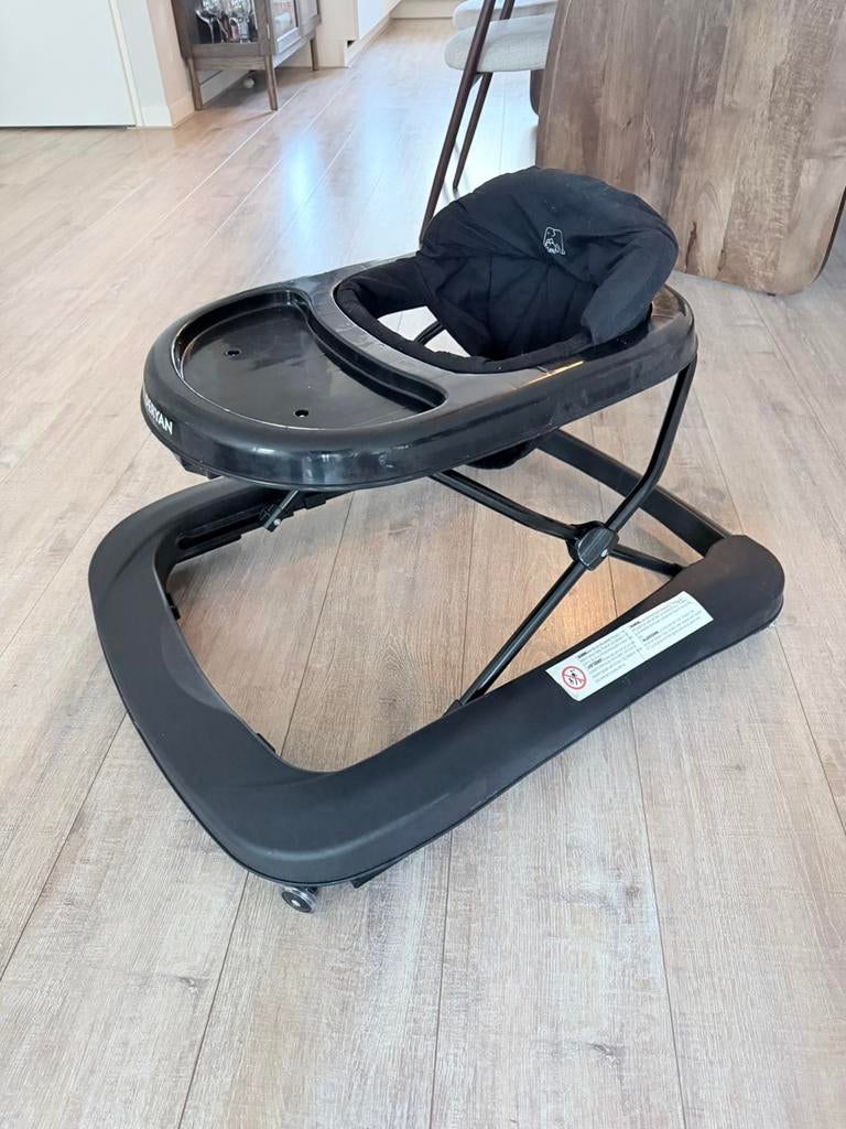 Loopstoel Deryan, Ophalen, Gebruikt