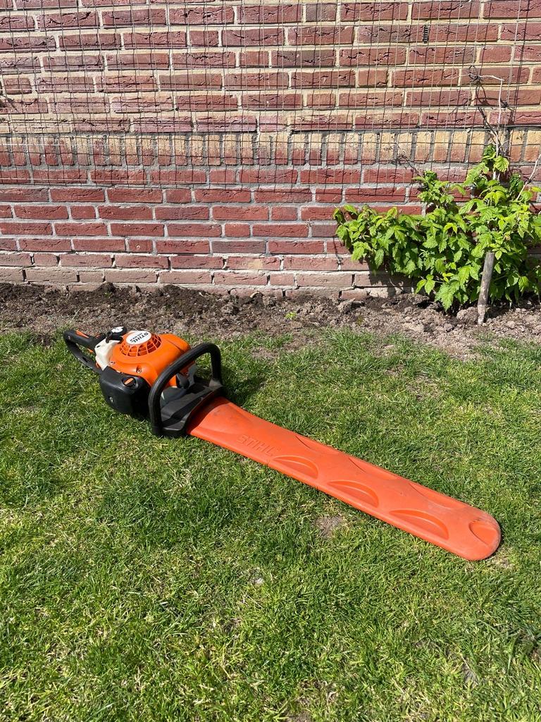 Stihl HS82R heggenschaar, Ophalen, Benzine