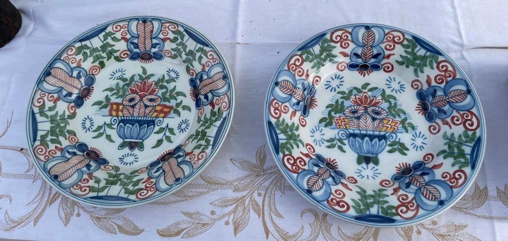 Makkum aardewerk wandborden (2 stuks), Ophalen