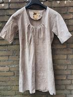 Moscow jurk XS suedelook beige minimal chic, Kleding | Dames, Jurken, Beige, Ophalen of Verzenden, Zo goed als nieuw, Maat 34 (XS) of kleiner