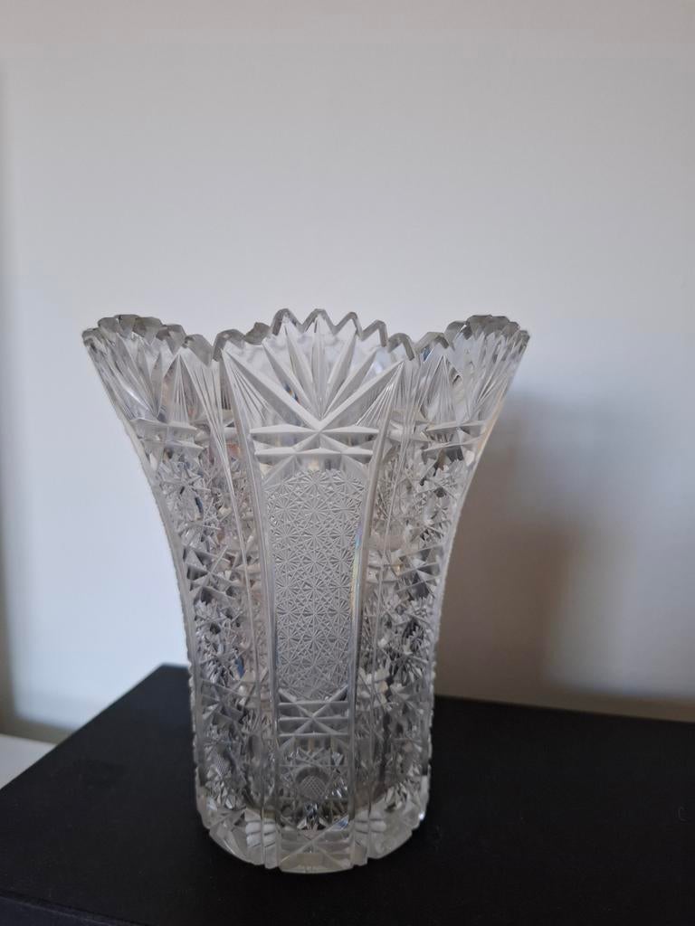 Antieke kristallen vaas, Ophalen