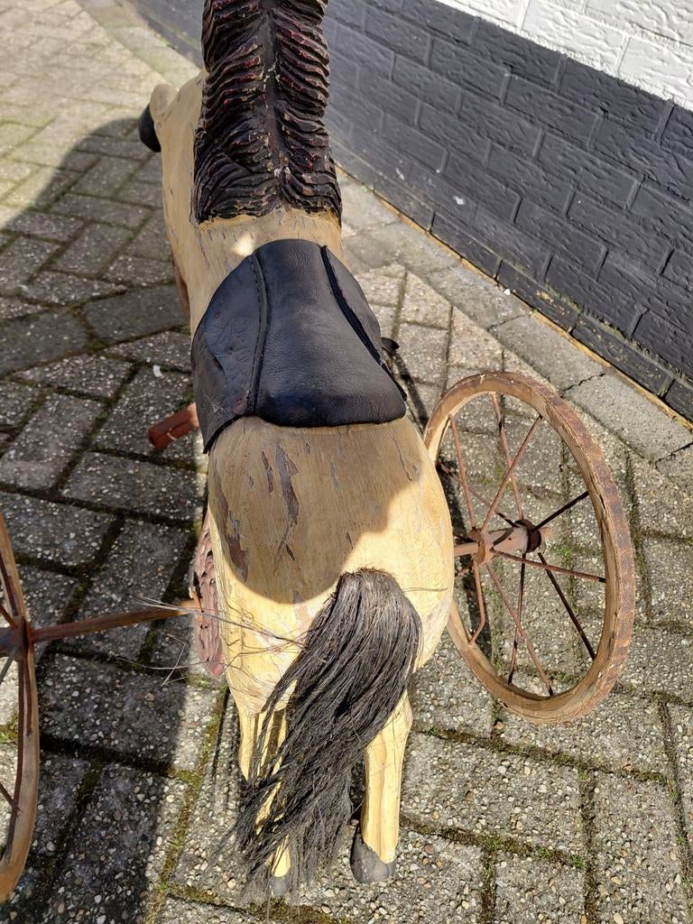 Oude driewieler bieden afhalen, Ophalen