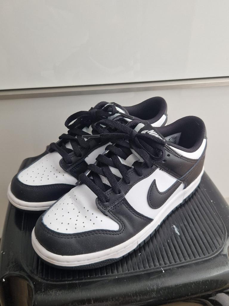 Nike dunk panda, Ophalen of Verzenden, Zo goed als nieuw, Zwart
