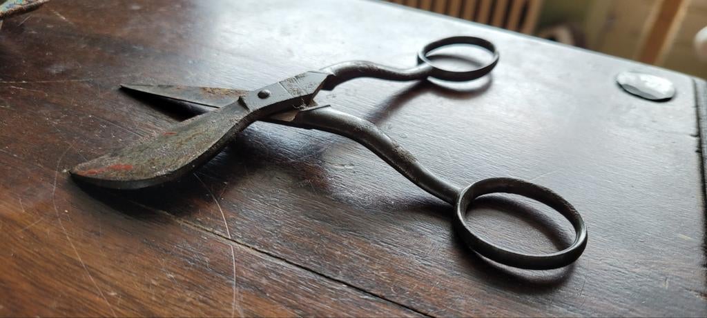 Antieke schaar (kaarsendover) 19e eeuw, Antiek en Kunst, Antiek | Gereedschap en Instrumenten, Ophalen of Verzenden