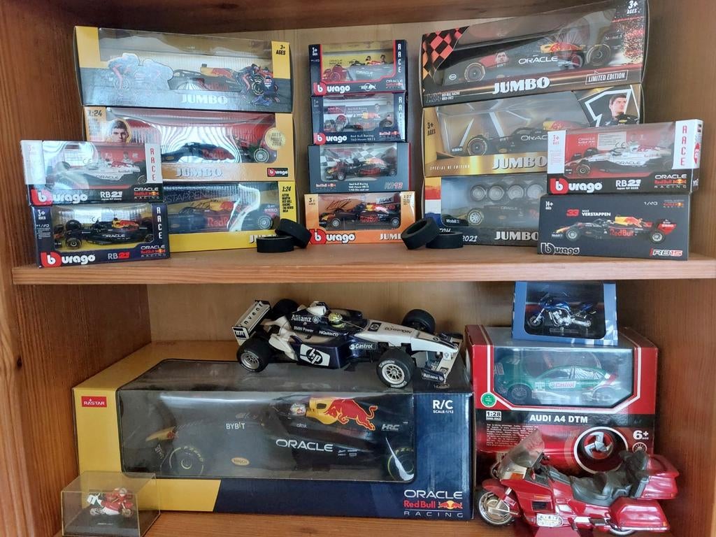 Alle Max Verstappen auto's van Jumbo en Burago, Hobby en Vrije tijd, Modelauto's | 1:24, Ophalen of Verzenden, Nieuw, Bburago