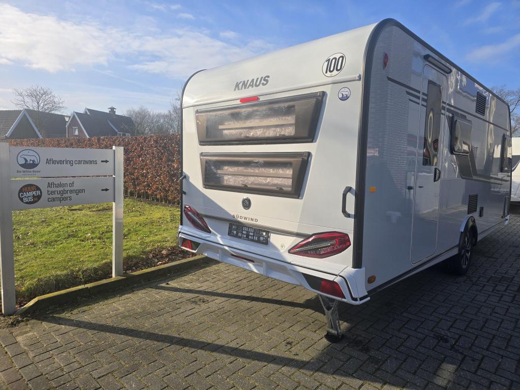 Knaus Sudwind 60 Years 540 FDK + autark + mover + ATC, Caravans en Kamperen, Caravans, Overige typen, Bedrijf, Treinzit, 6 tot 7 meter