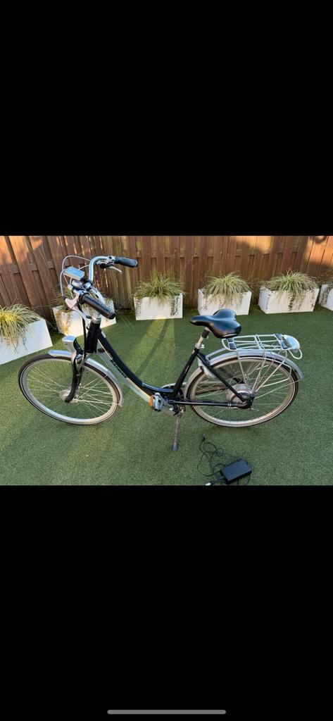 Batavus elektrische dames fiets, Fietsen en Brommers, Fietsen | Dames | Damesfietsen, Gebruikt, Batavus, Versnellingen, 50 tot 53 cm