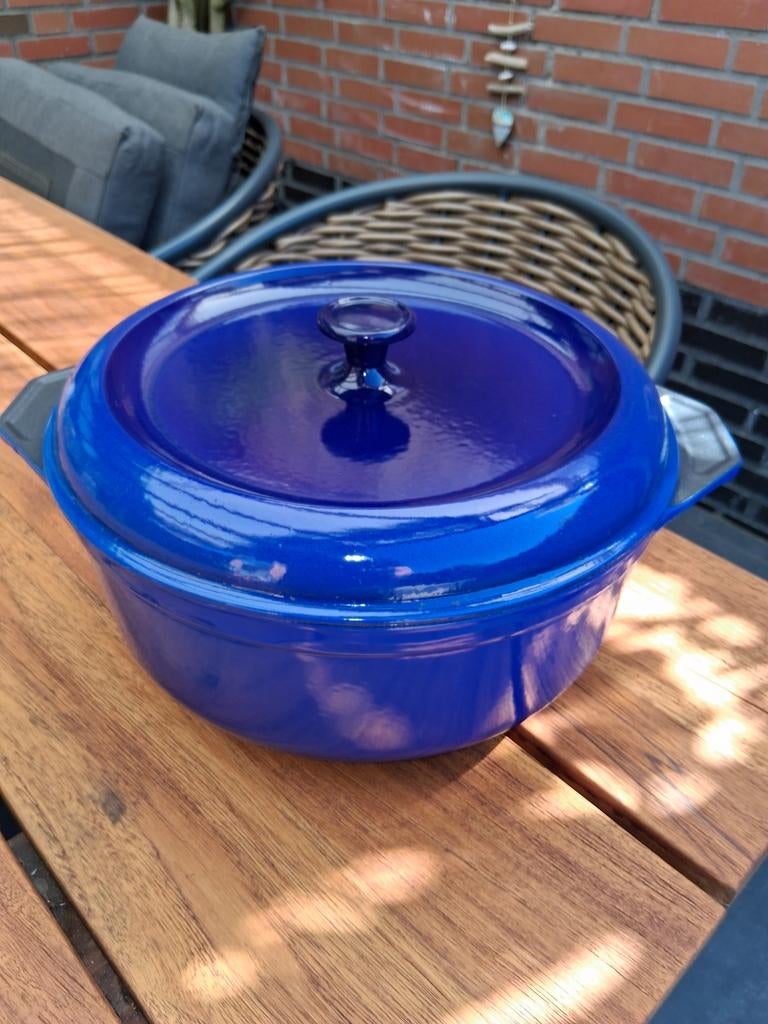 Gietijzeren braadpan ,  doorsnee 28 cm., Ophalen, Zo goed als nieuw, Gietijzer, Koekenpan of Braadpan