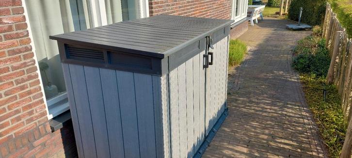 Keter opbergkast, Tuin en Terras, Bergingen en Tuinkasten, Gebruikt, Overige typen, Kunststof, Ophalen