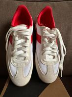 Diadora sneakers wit met rood maat 40, Ophalen of Verzenden, Zo goed als nieuw, Wit, Sneakers of Gympen
