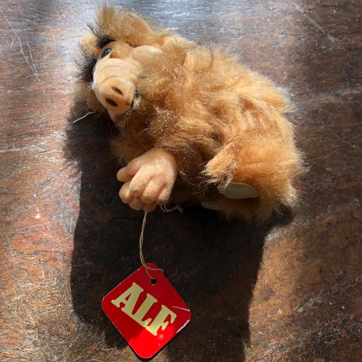 Vintage ALF knuffel Russ Alien Productions 1987, Verzamelen, Poppetjes en Figuurtjes, Zo goed als nieuw, Ophalen of Verzenden