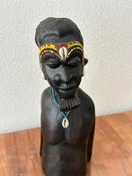 Handgesneden Afrikaans beeld - Houten buste met kralen, Antiek en Kunst, Ophalen of Verzenden