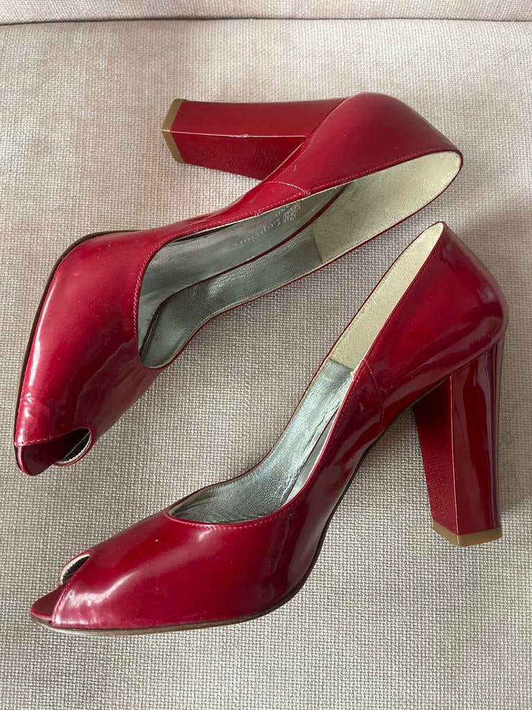 Michele Lopriore Milano  pumps lakleer rood 38, Ophalen of Verzenden, Zo goed als nieuw, Rood