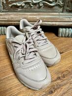Zalm Roze Reebok sneaker maat 38 zgan, Ophalen of Verzenden, Zo goed als nieuw, Roze, Sneakers of Gympen
