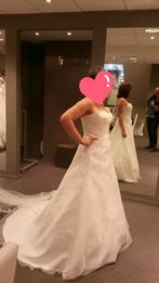 Prachtige nieuwe trouwjurk maat 40/42, Ophalen, Trouwjurk, Nieuw, Wit
