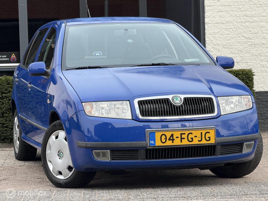 Skoda Fabia 1.4 Comfort|NAP|APK|ELEKRAMEN|STUURBEKR, Auto's, Skoda, Voorwielaandrijving, 450 kg, 4 cilinders, Blauw