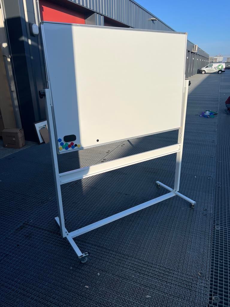 Whiteboard op wielen (100x150), Ophalen, Gebruikt, Whiteboard