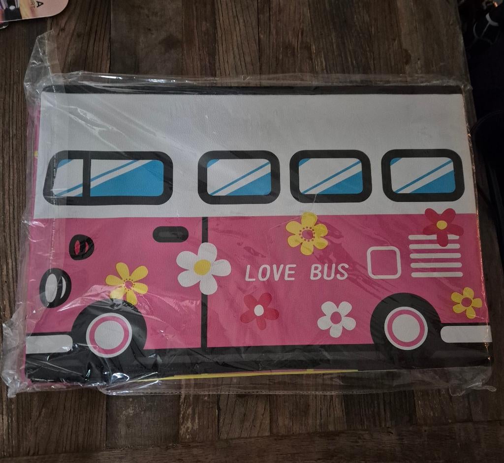 poef bus VW Volkswagen look opvouwbaar rose nieuw, Huis en Inrichting, Banken | Voetenbanken en Poefen, Nieuw, Minder dan 50 cm