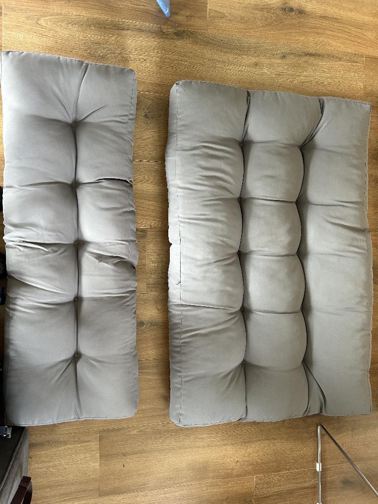 Grijze palletkussens te koop!, Tuin en Terras, Tuinmeubel-accessoires, Ophalen, Gebruikt