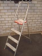 keukentrap oudje maar Oerdegelijk    138 cm hoog, Doe-het-zelf en Verbouw, Ophalen, Gebruikt, Trap, Opvouwbaar of Inschuifbaar