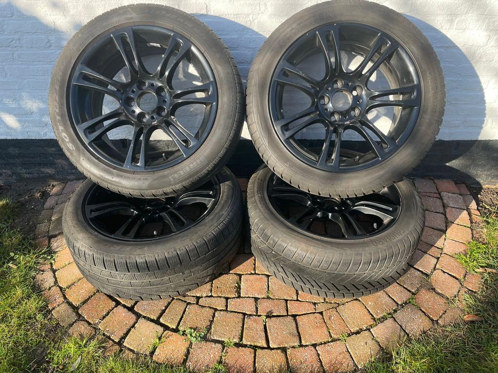 Winterbanden met velgen BMW 5-serie en Nissan Qashqai, Auto-onderdelen, Banden en Velgen, Ophalen, 18 inch, Banden en Velgen, Winterbanden