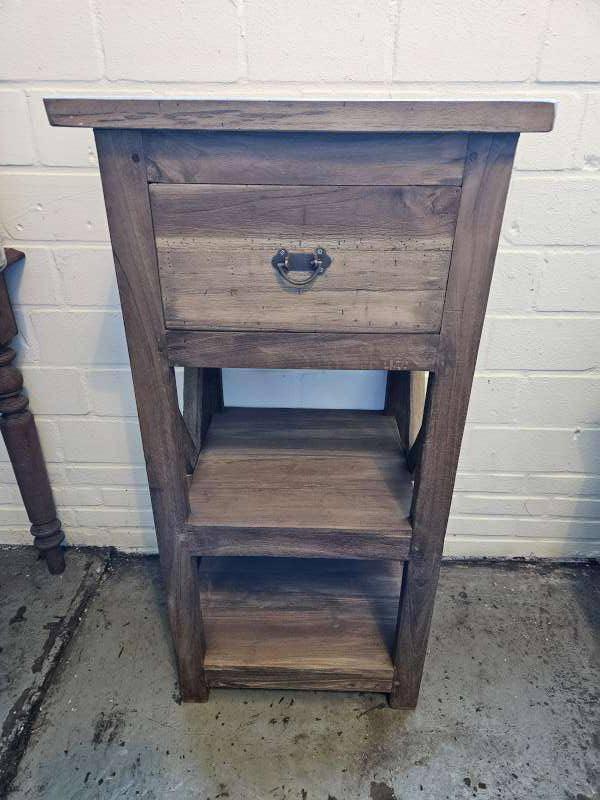 stoere tafel ``WOONWINKEL RUSTIEK``, Huis en Inrichting, Ophalen, Nieuw