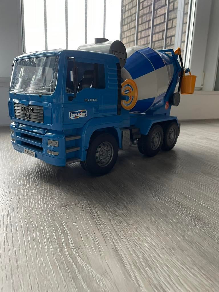Bruder betonmixer, Ophalen, Gebruikt