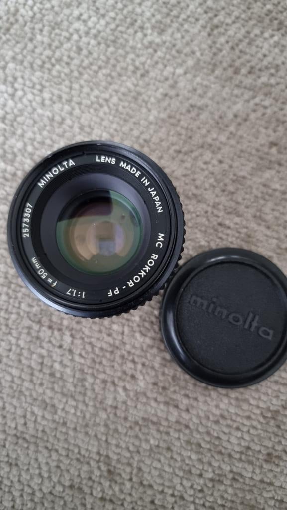 Minolta MC Rokkor-PF 50mm f/1.7 lens, Ophalen of Verzenden, Zo goed als nieuw, Standaardlens