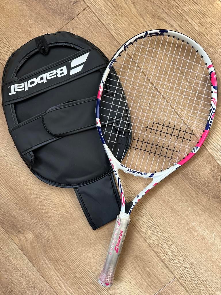 Babolat junior tennisracket maat 23 met hoes, Sport en Fitness, Tennis, Ophalen of Verzenden, Gebruikt, Racket, Babolat