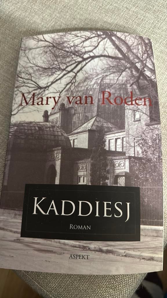 M. van Roden - Kaddiesj, Ophalen of Verzenden, Zo goed als nieuw, M. van Roden