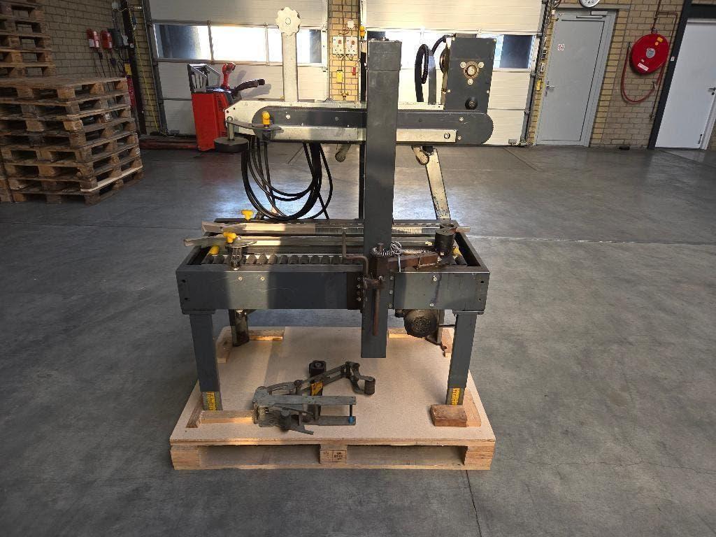 Siat SM2 Dozensluitmachine, Ophalen, Gebruikt