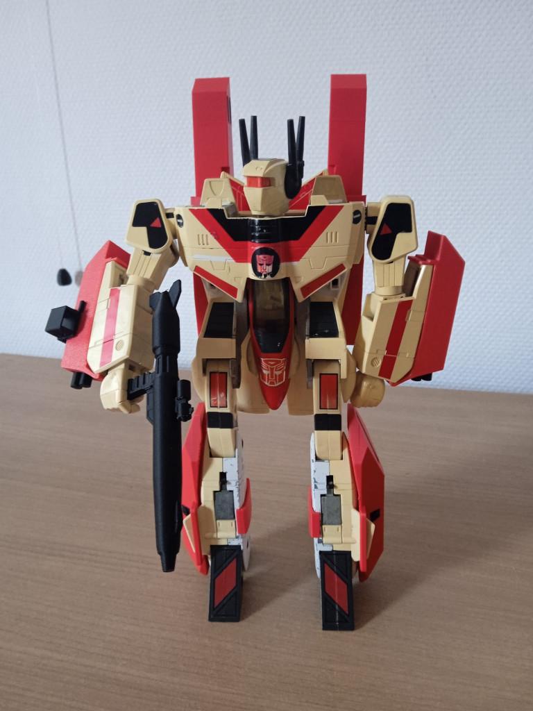 Transformers G1 Jetfire + armor + Gun + Upgrade, Verzamelen, Transformers, G1, Verzenden, Gebruikt, Autobots