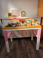 Schleich manege op Ikea PAHL bureau, Ophalen, Gebruikt, Bureau