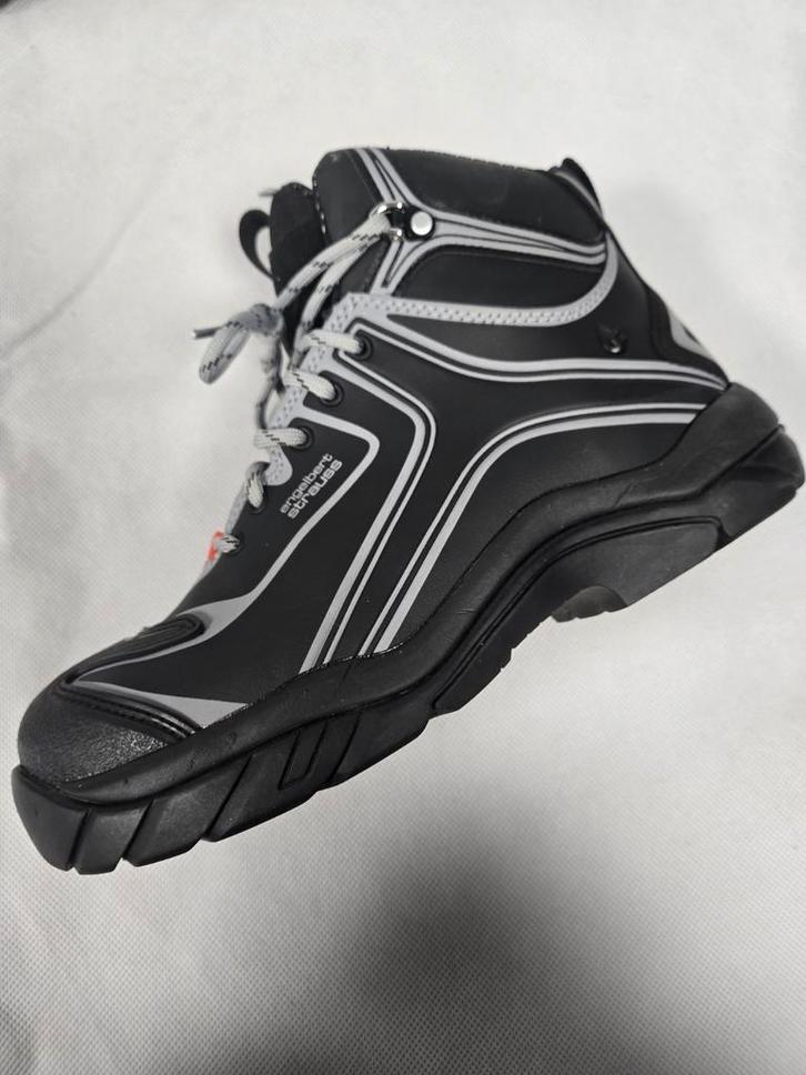 Halfhoge werkschoen( 20% korting) - Sportief & Robuust, Kleding | Heren, Schoenen, Nieuw, Werkschoenen, Zwart, Ophalen of Verzenden