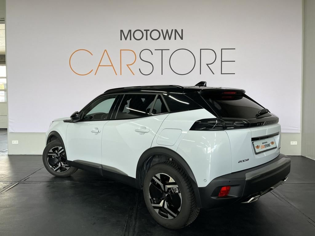Peugeot 2008 1.2 Hybrid 145e GT Line 360 Camera Adapt. Cruis, Auto's, Peugeot, 145 pk, Gebruikt, Zwart, 1199 cc