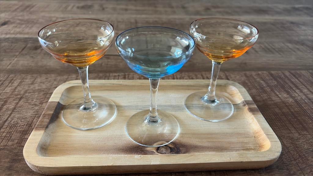 Mini cocktailglaasjes / coupe – gekleurd, Verzamelen, Glas en Borrelglaasjes, Ophalen