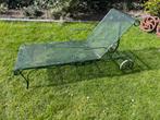 Groen metalen ligbed met wielen, Ophalen of Verzenden, Gebruikt, Metaal, Verstelbaar