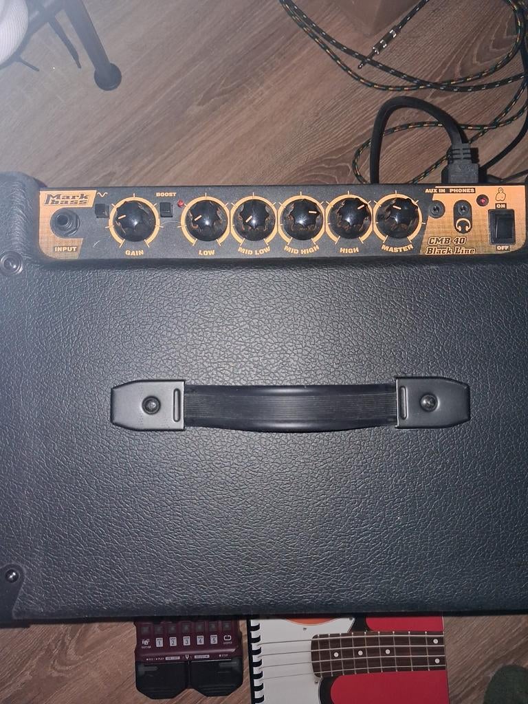 Markbass CMB 101, Zoom B1 Four & Hal Leonard Bas Methode, Ophalen, Gebruikt, Basgitaar, Minder dan 50 watt