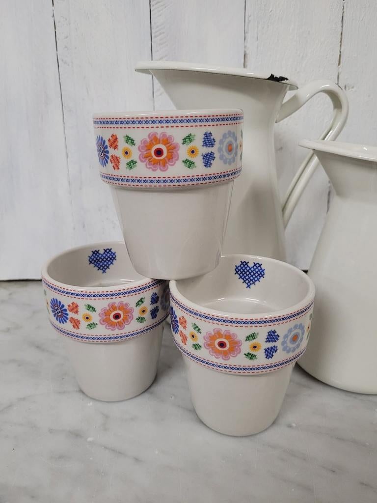 Kakelbont (melk)bekers - Yvon Jaspers -, Keramiek, Ophalen of Verzenden, Zo goed als nieuw, Overige stijlen