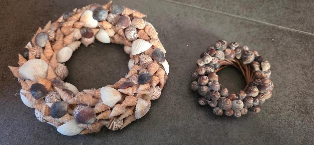 Schelpen kransjes 2x samen in 1 koop, Ophalen of Verzenden, Gebruikt