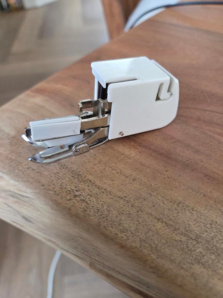 Universele Boventransportvoet voor Naaimachines, Ophalen of Verzenden, Nieuw, Naaimachine, Husqvarna