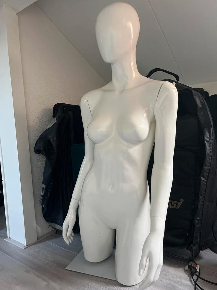 Paspop - Etalagepop - Mannequin, Kleding | Dames, Overige Dameskleding, Zo goed als nieuw, Ophalen