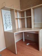 IKEA Mikael bureau, Ophalen