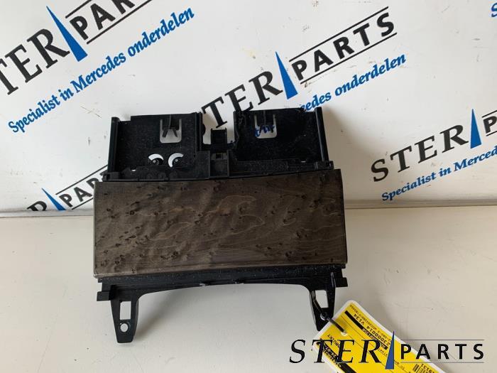 Asbak voor van een Mercedes C-Klasse, Gebruikt, -, Ophalen of Verzenden, -