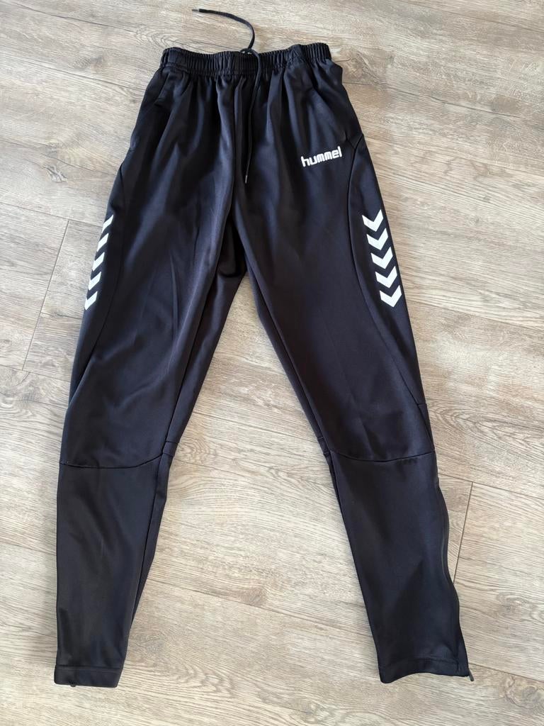 Zwarte Hummel trainingsbroeken maat 164, Kleding | Heren, Sportkleding, Zwart, Overige maten, Ophalen of Verzenden, Zo goed als nieuw