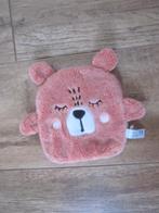 Bambino Mundia oranje pluche slapende beer knuffel-knispers, Ophalen of Verzenden, Nieuw, Beer