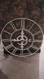 Riverdale grote klok, Huis en Inrichting, Woonaccessoires | Klokken, Ophalen, Wandklok