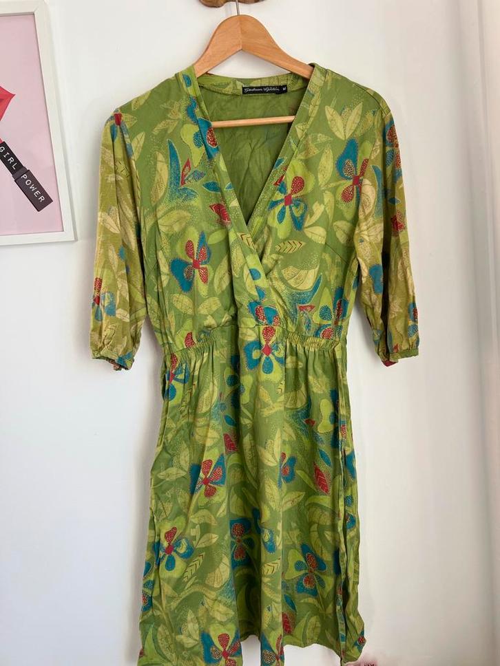 Prachtige Gudrun Sjoden jurk - Maat M, Kleding | Dames, Jurken, Zo goed als nieuw, Maat 38/40 (M), Groen, Knielengte, Ophalen of Verzenden