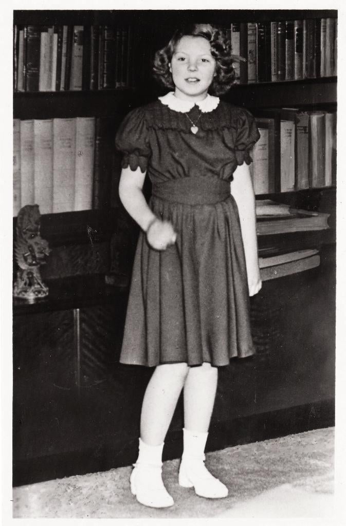 Foto kaart H.K.H. Prinses Beatrix 1949, Ophalen of Verzenden, Zo goed als nieuw, Nederland, Kaart, Foto of Prent