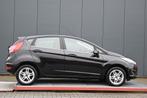 Ford Fiesta 1.0 EcoBoost Titanium (bj 2014), Auto's, Voorwielaandrijving, Euro 5, Stof, Zwart